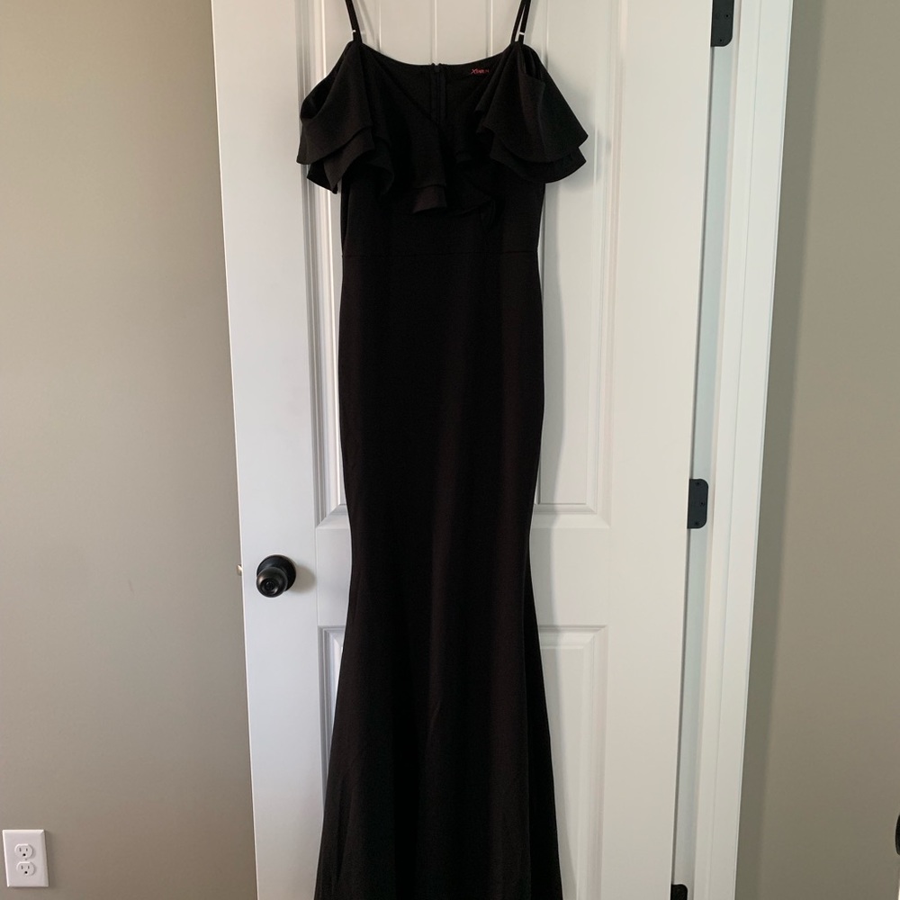 Black off the shoulder Maxi Dress